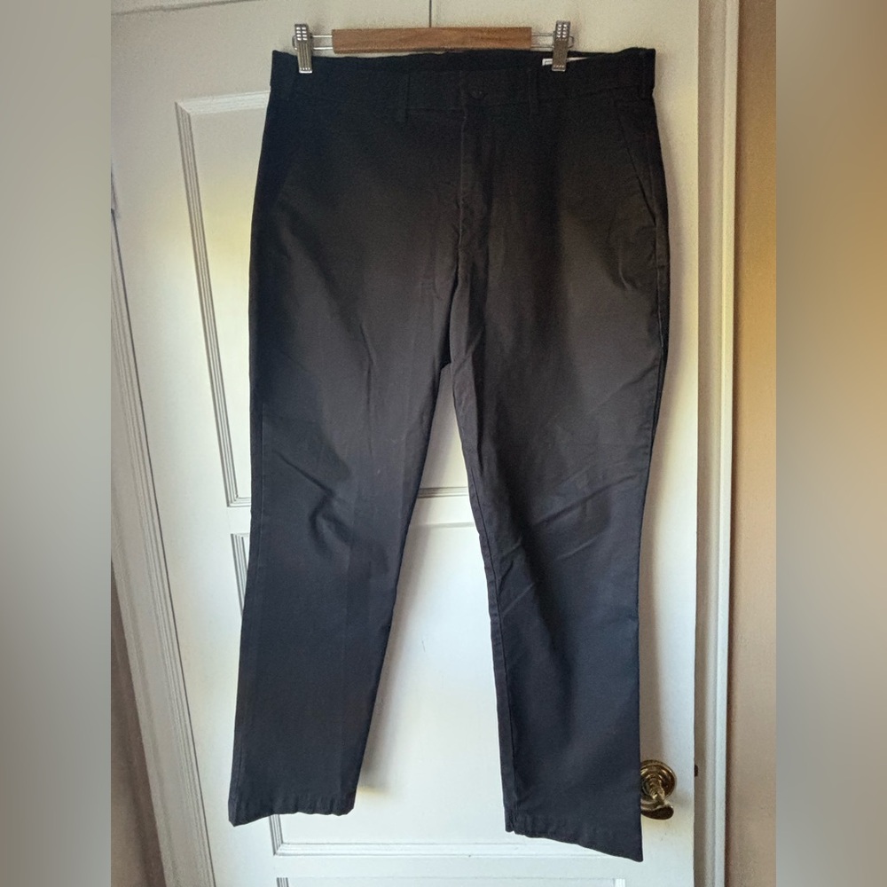 Gap Navy Blue Men’s Pants Size: 36x30 Slim